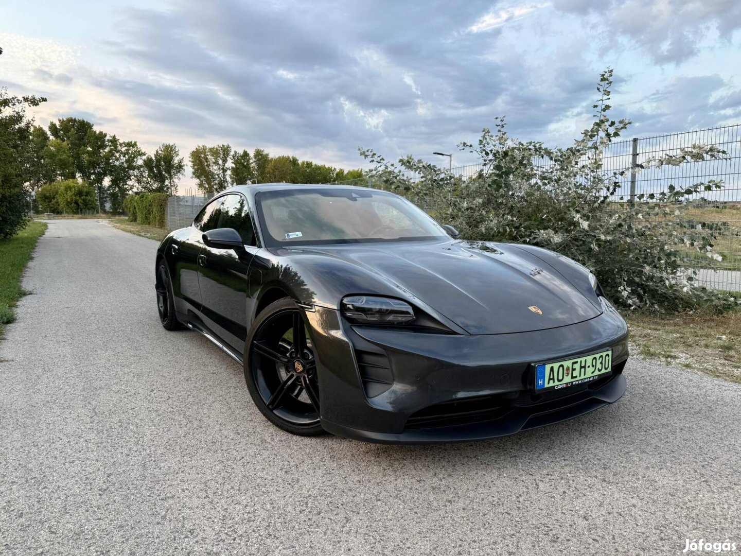 Porsche Taycan 4S PLUS 93.4kWh nagy akku - Pass...