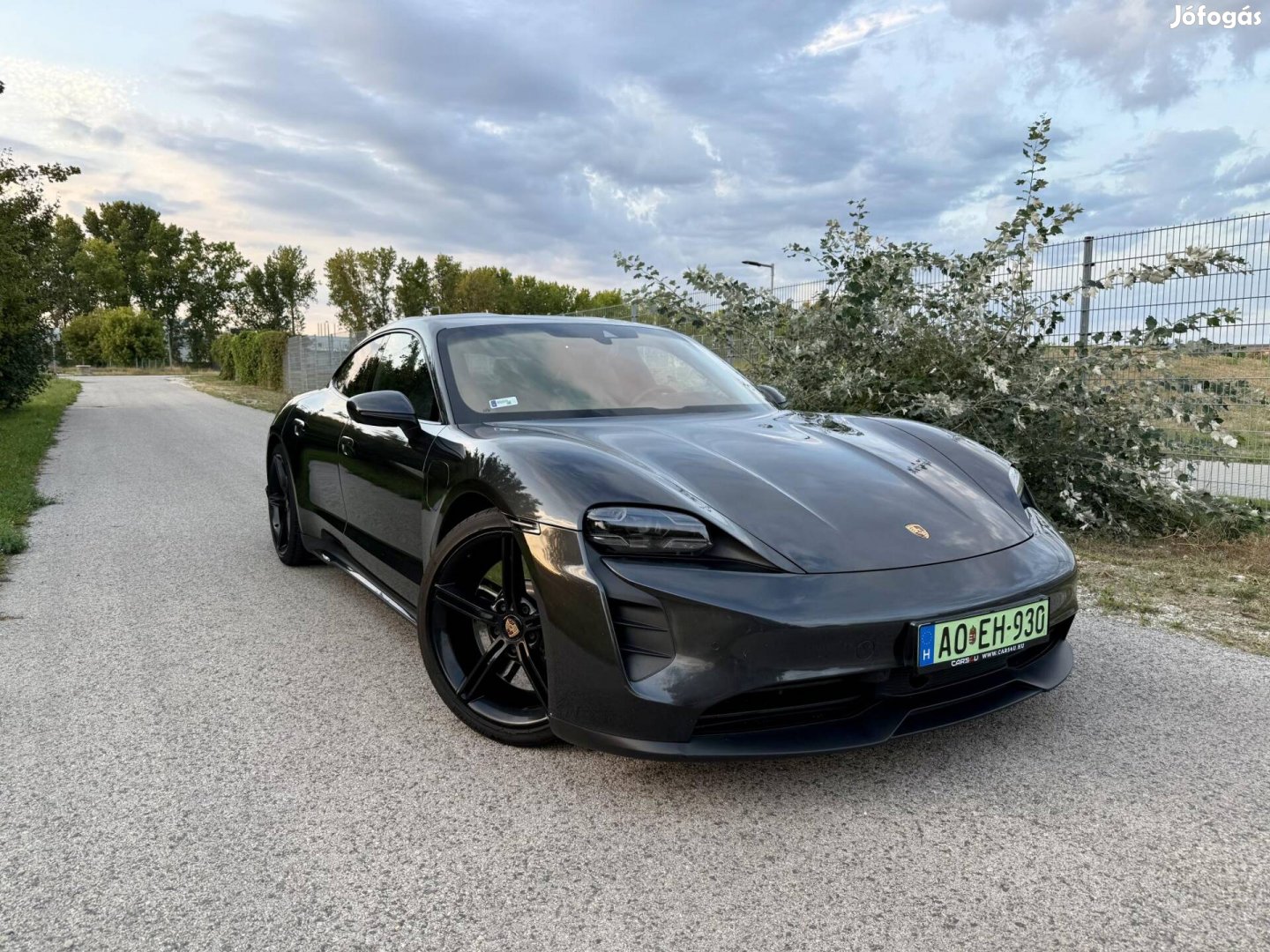 Porsche Taycan 4S PLUS 93.4kWh nagy akku - Pass...