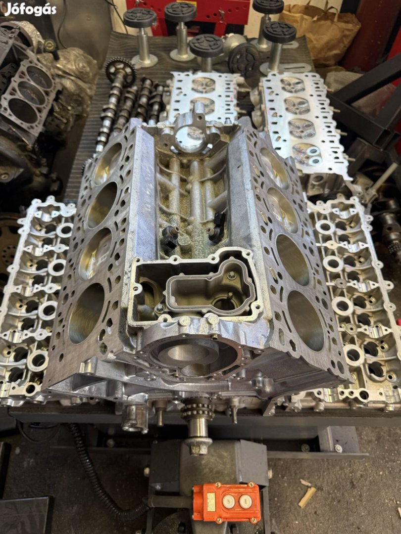 Porsche cayenne 4.5 V8 M48.00 felújított motor