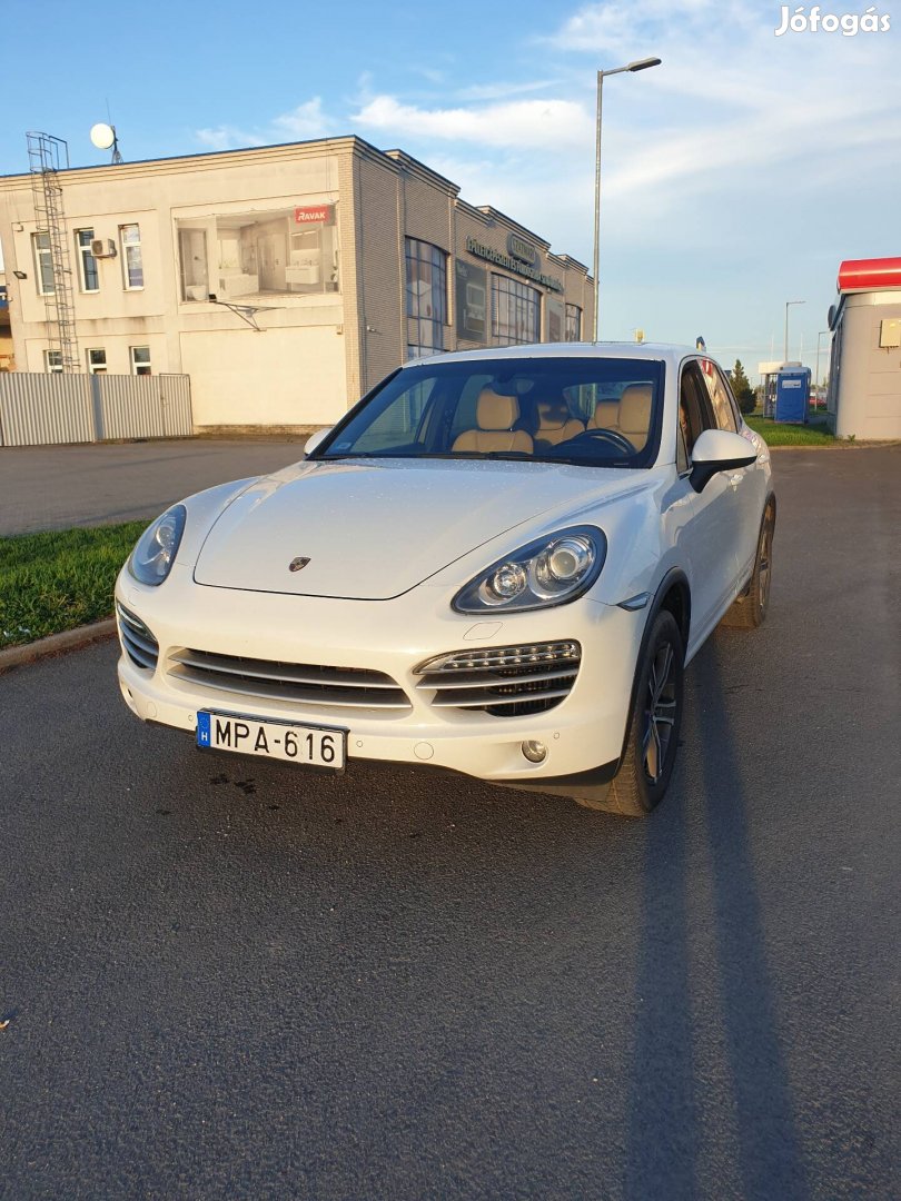 Porsche cayenne diesel eladó.