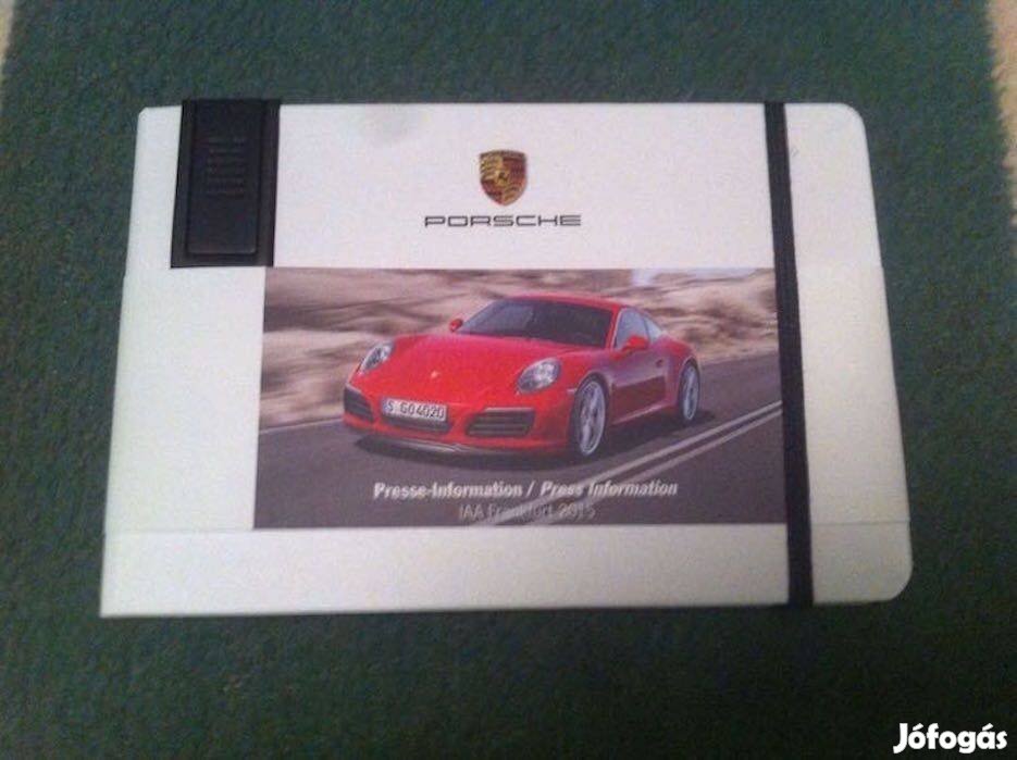 Porsche jegyzetfüzet & 2.0 USB pendrive 4 GB