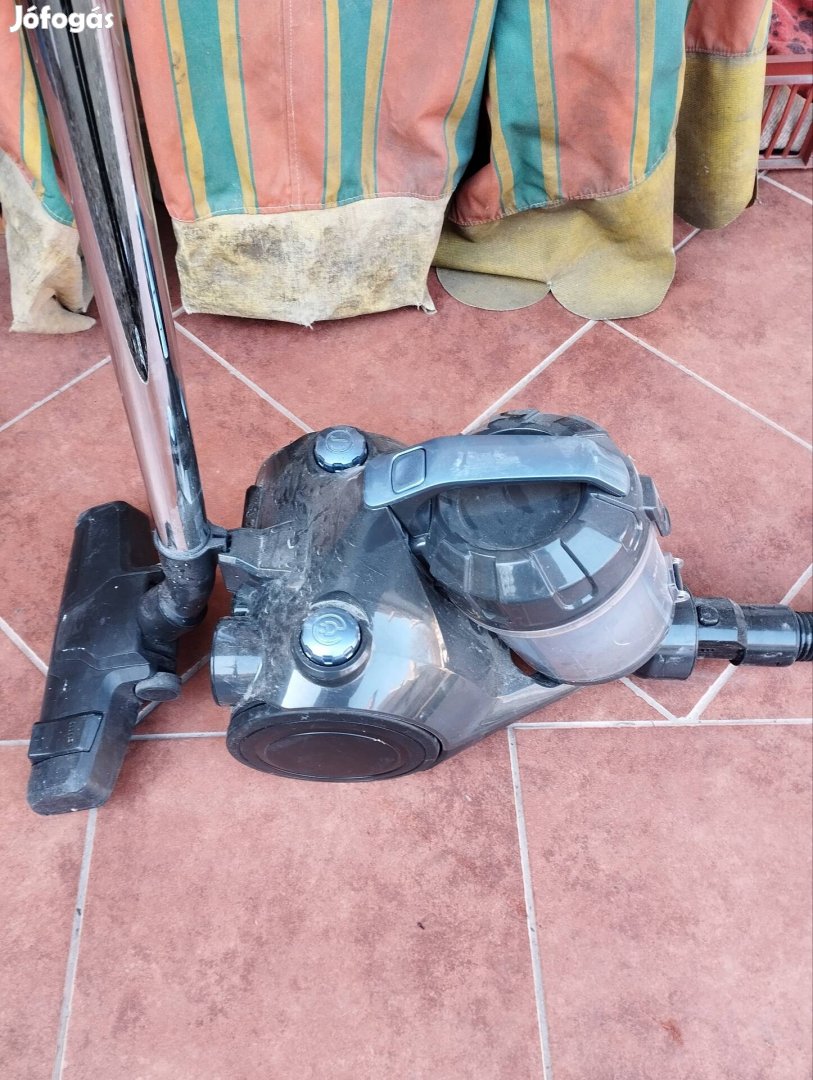 Porszívó használható állapotban, akciós áron eladó!