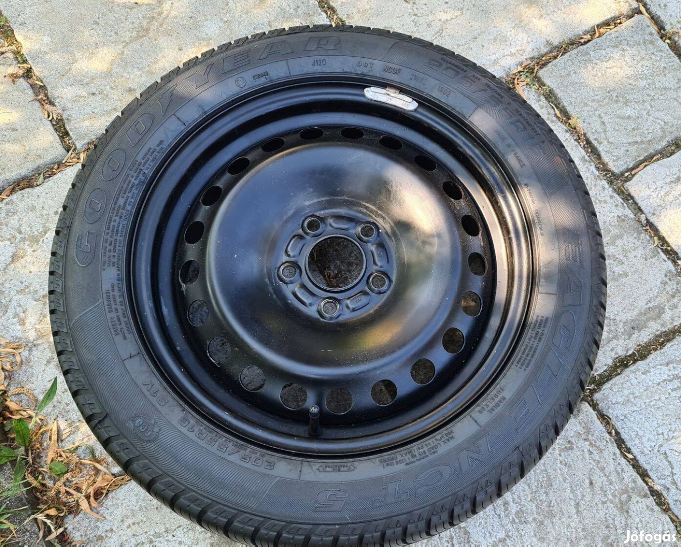 Pótkerék - 16"-os acélfelni 205/55R16-os Goodyear nyárigumival