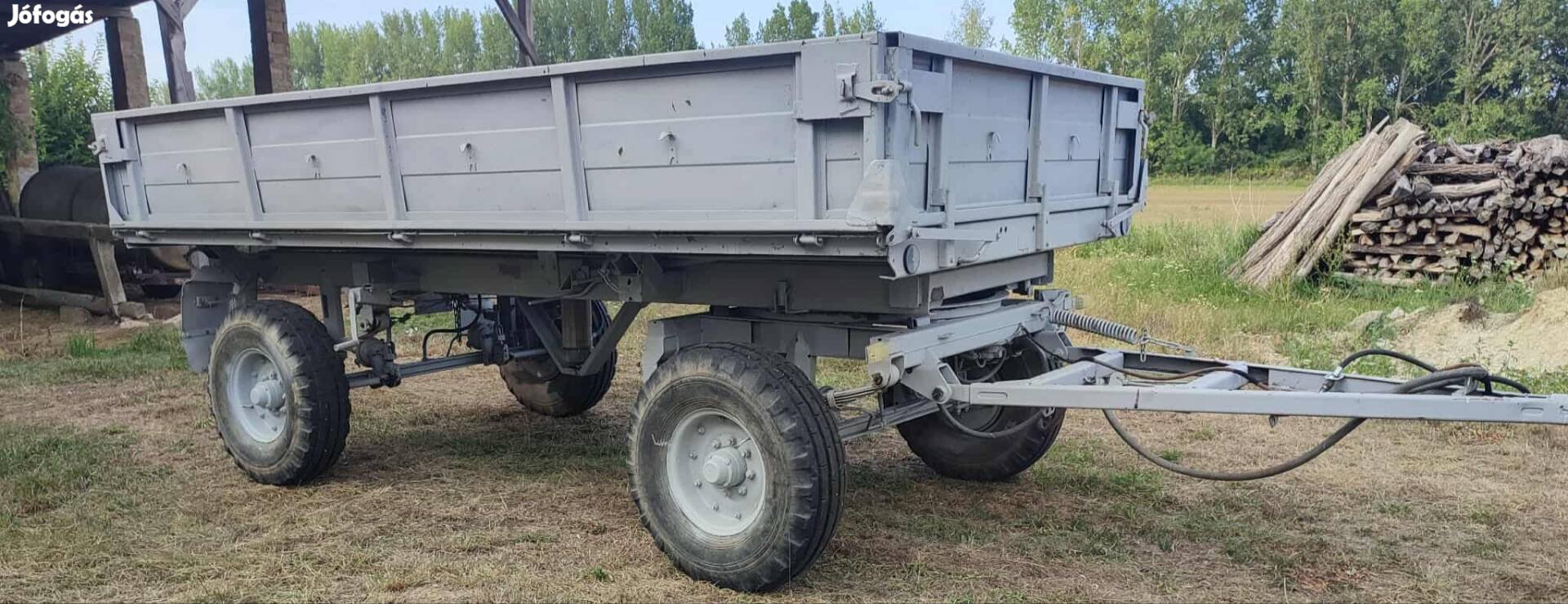 Pótkocsi 4.5t 3 oldalra billentős 