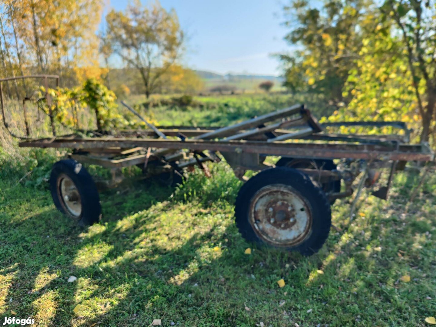 Pótkocsi, lovaskocsi alváz eladó. 