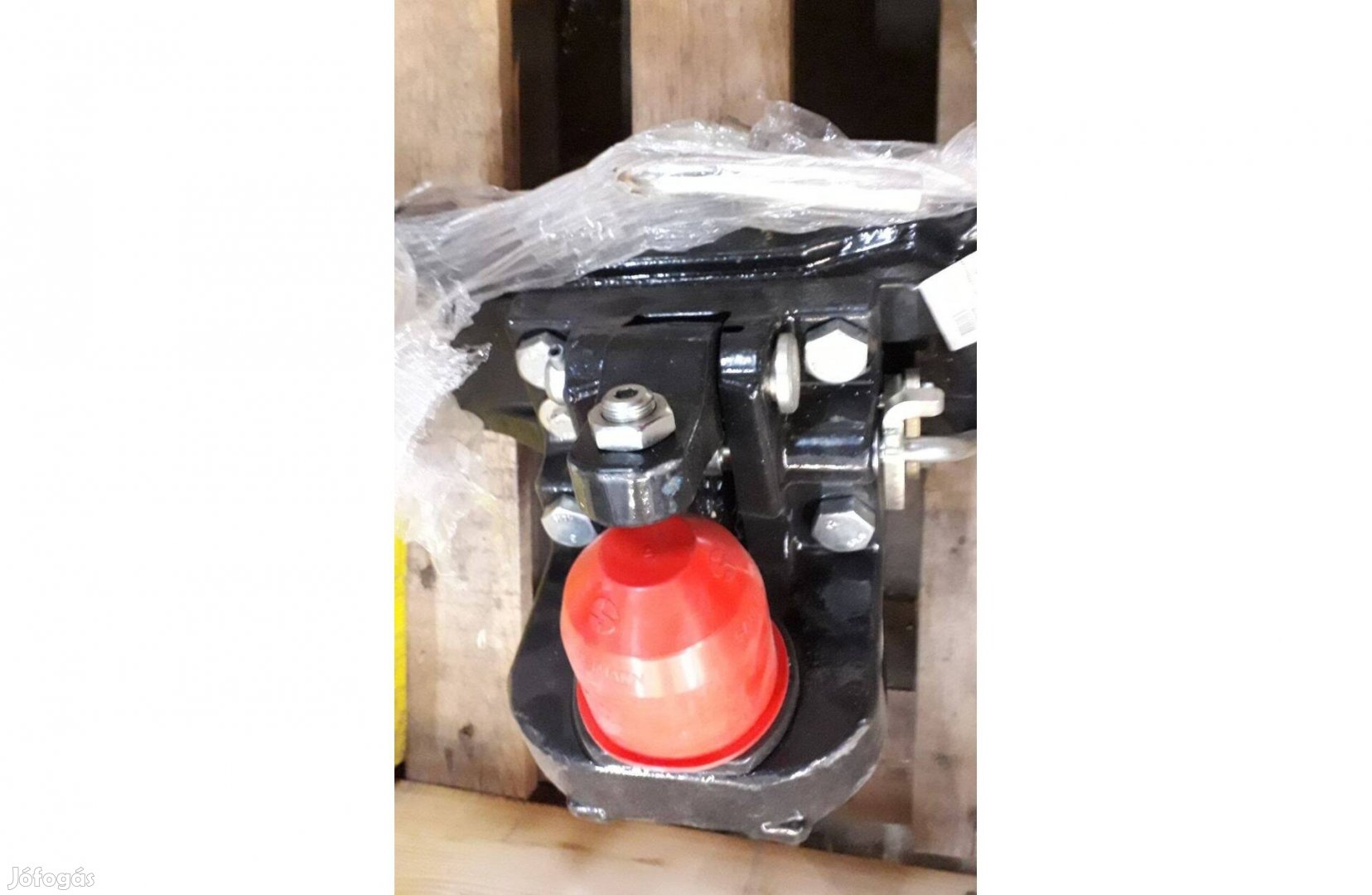 Pótkocsi traktor Sauermann automata vonófej