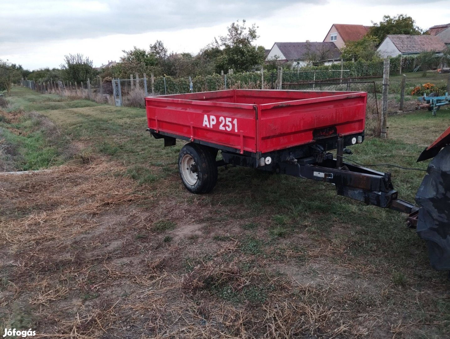 Pótkocsi traktor kistraktor
