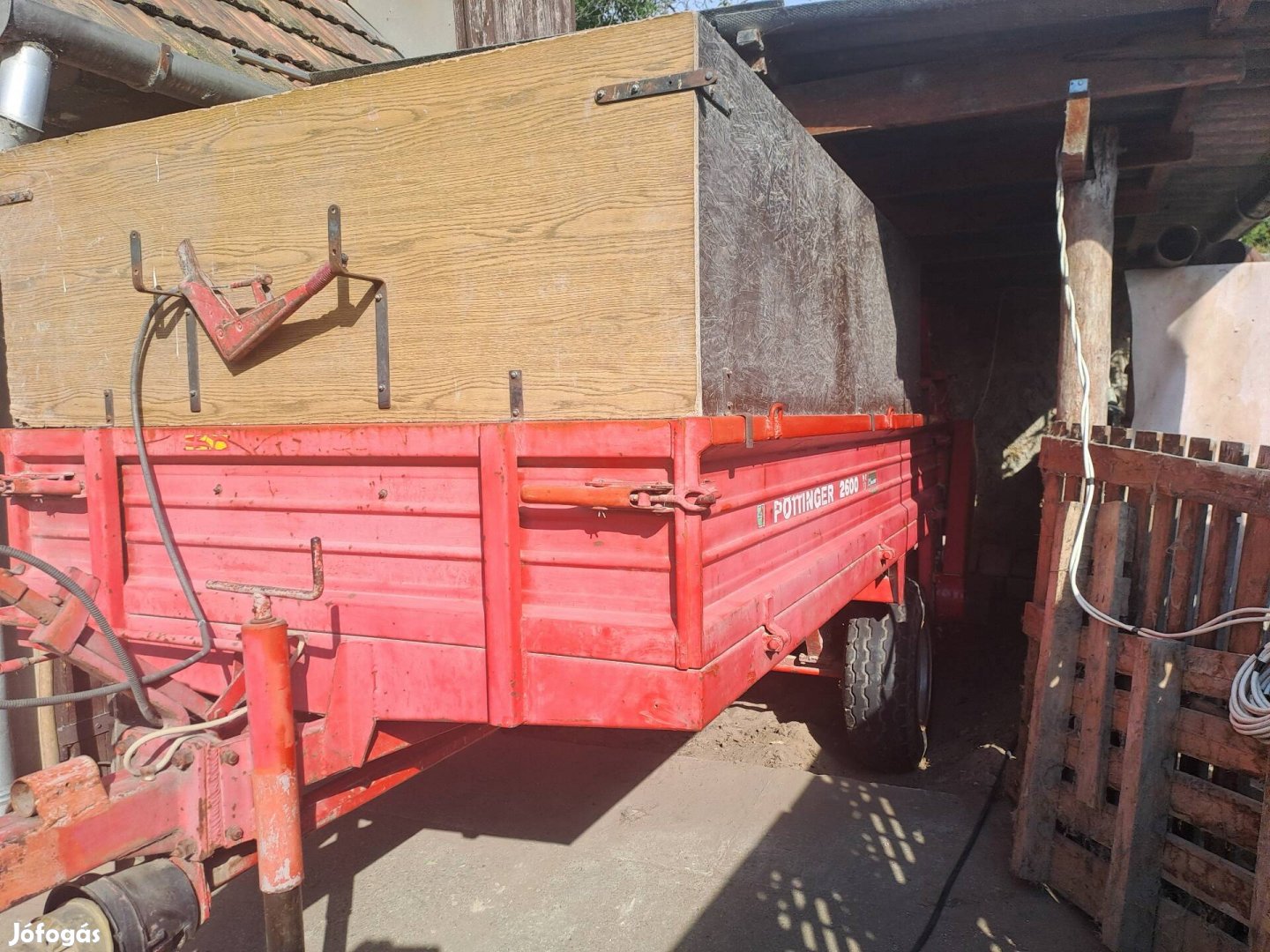 Pöttinger 2600 szervestrágyaszóró