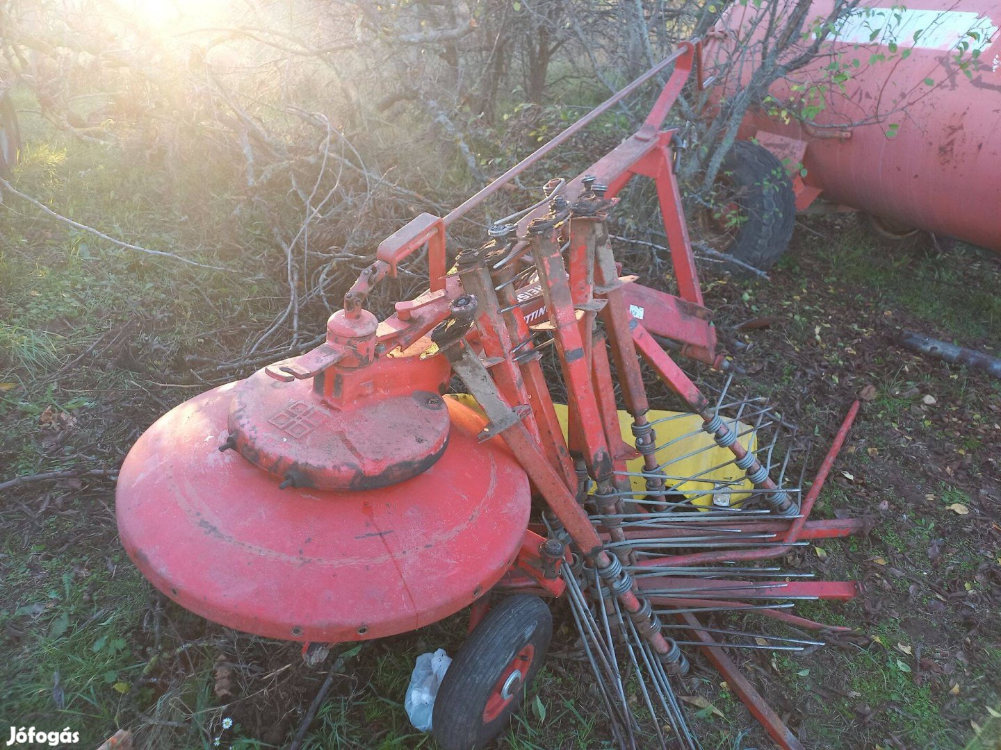 Pöttinger Schwadkreisel 301 U rendsodró