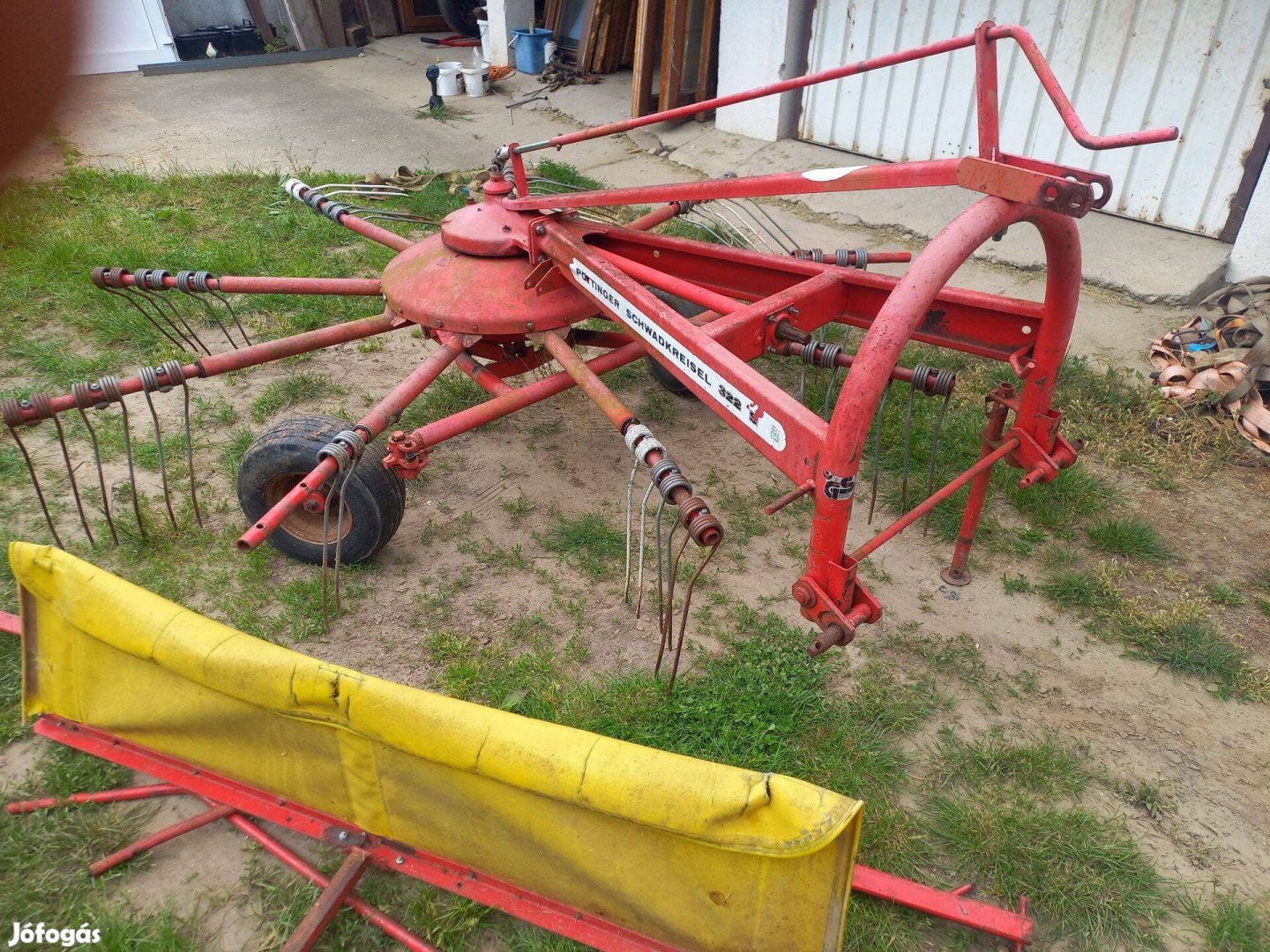 Pöttinger Schwadkreisel 322 rendsodró