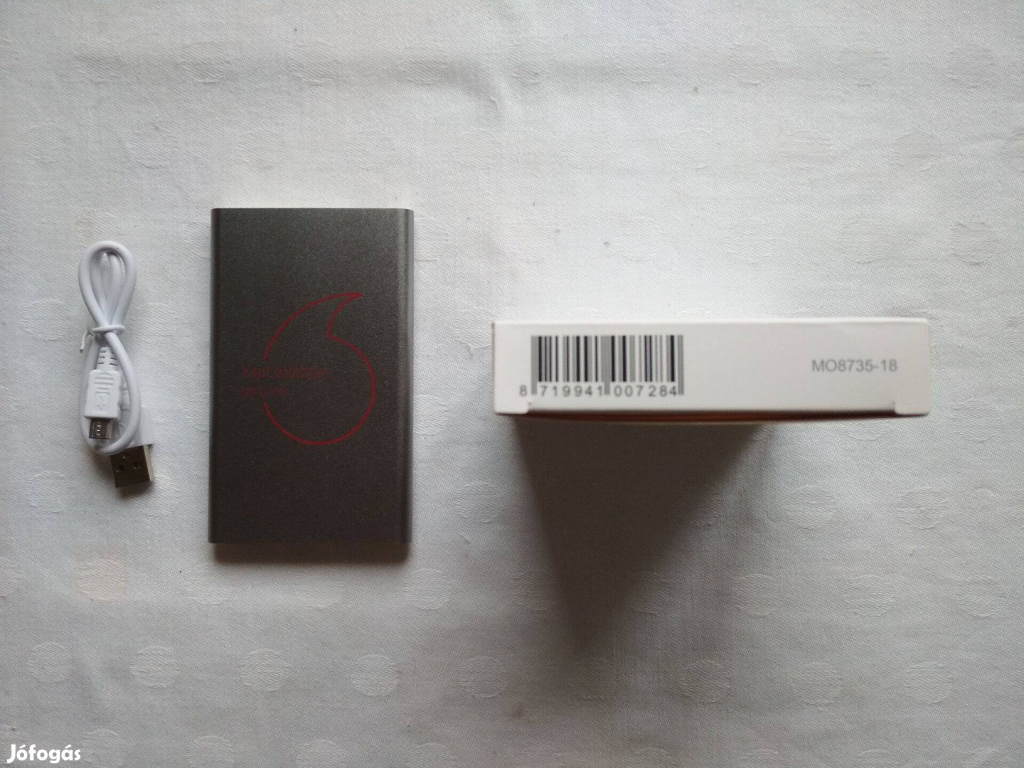 Power Bank ,4000 mAh, telefon töltő