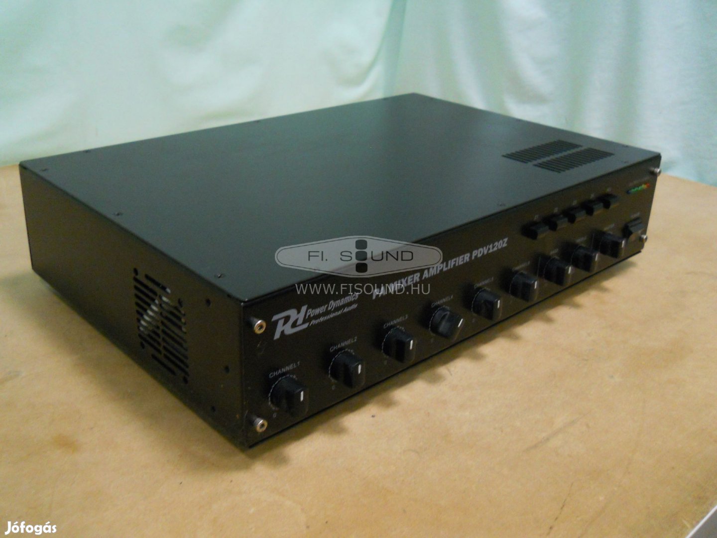Power Dynamics PDV120Z ,120W,4-8ohm,keverő erősítő