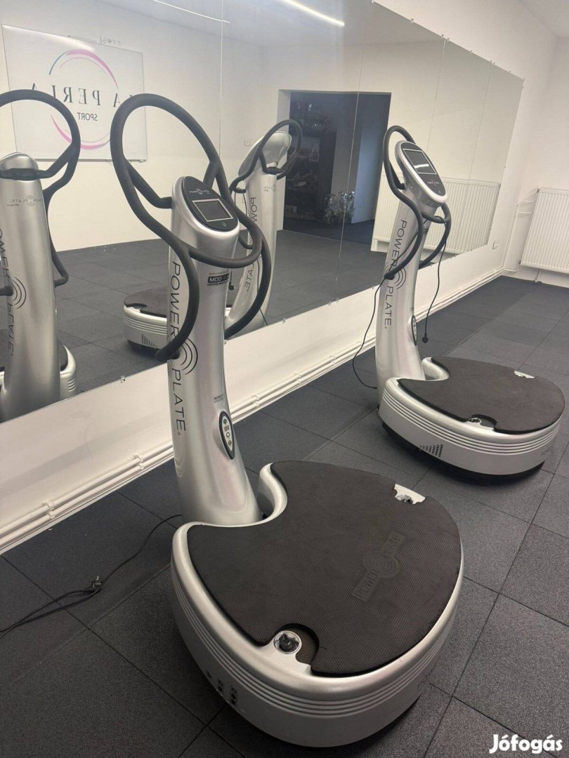 Power Plate edzőgép 2db