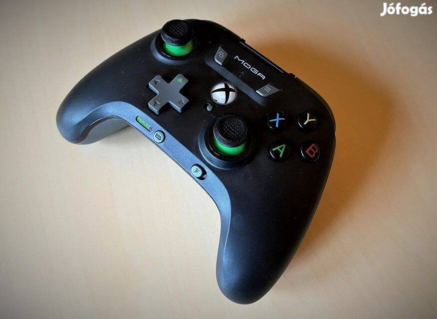 Powera Moga XP5-X Plus kontroller