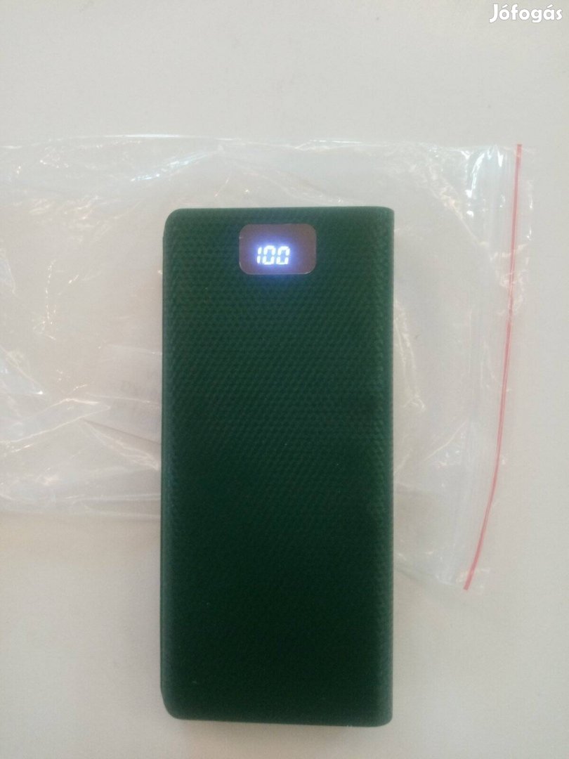 Powerbank nagy teljesítményű. 