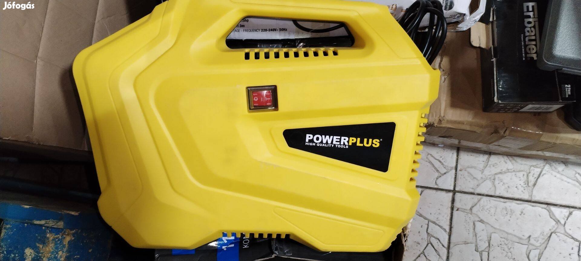 Powerplus Powx1706 Olajmentes táskakompresszor keréknyomásmérő kifúvóp