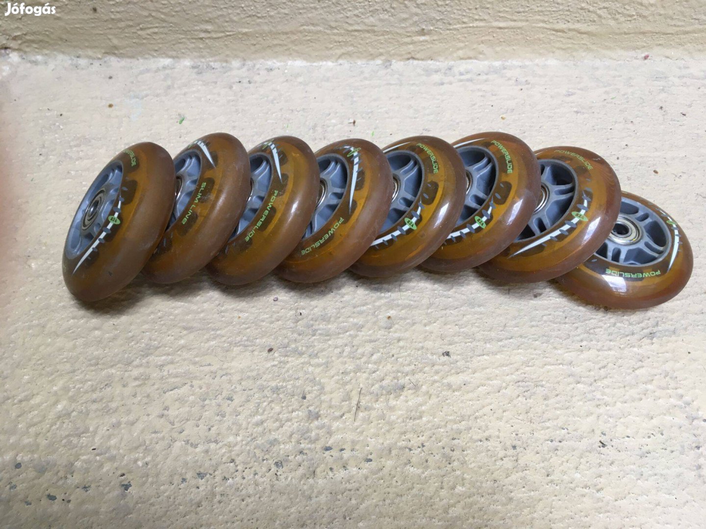 Powerslide görkorcsolya kerekek - 8 db - 82A - 82 mm