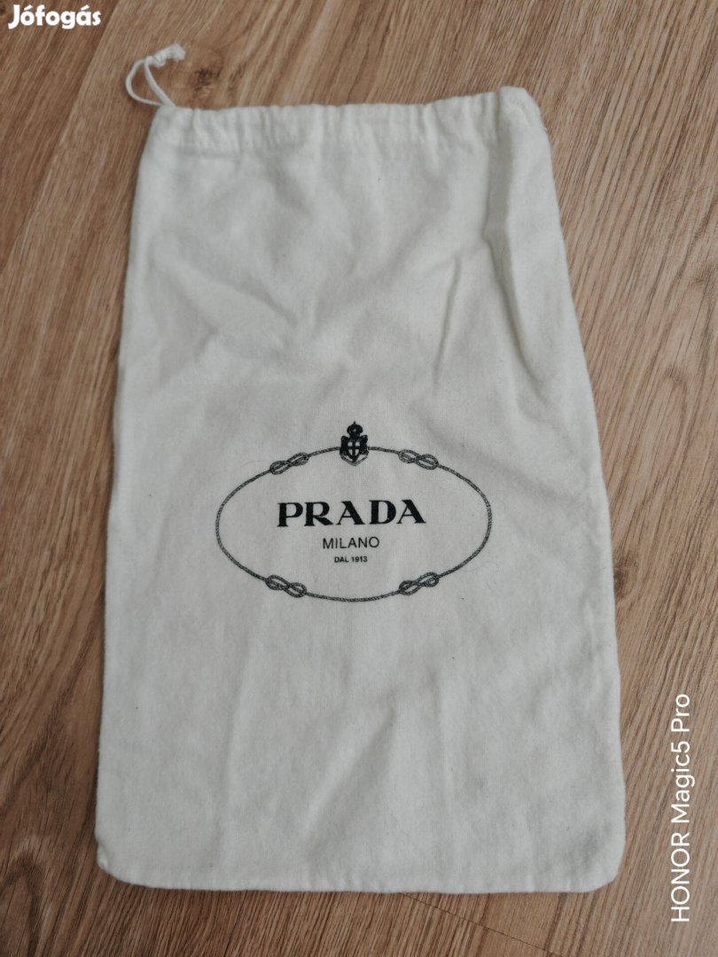 Prada textil zsák