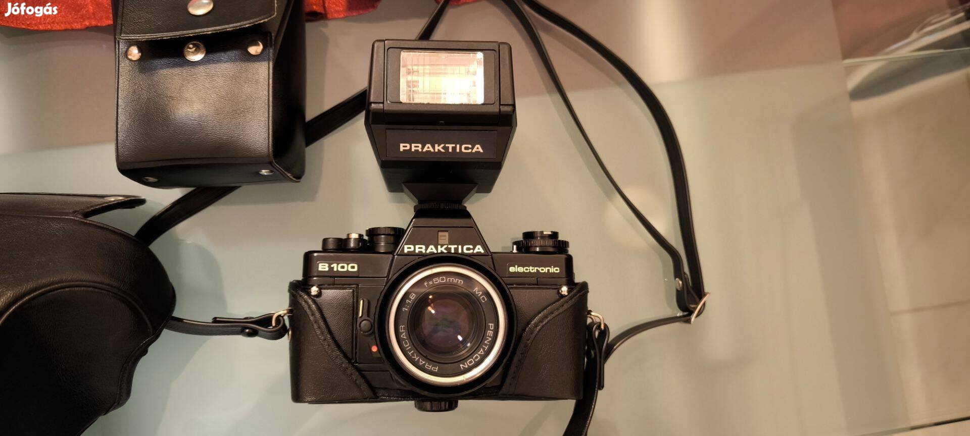 Praktica Elektronic B 100 fényképező gép