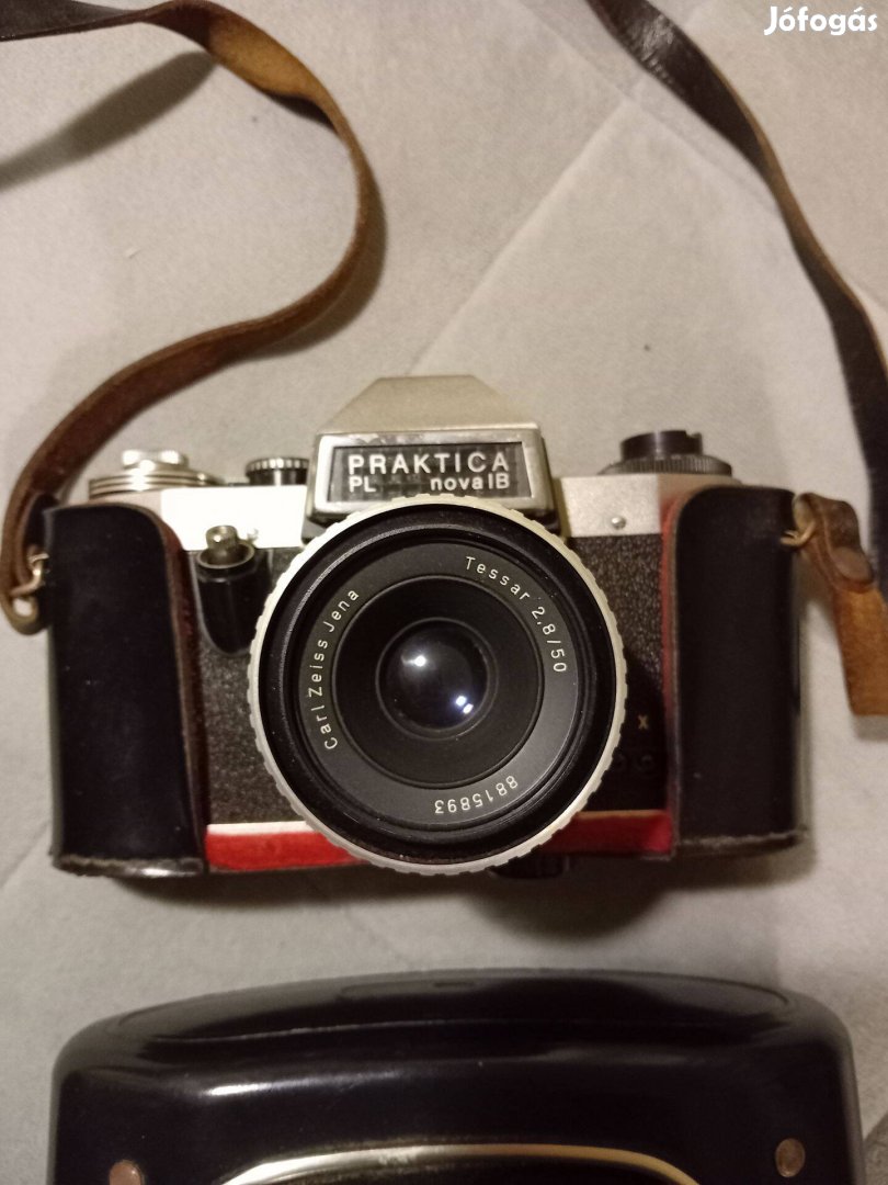 Praktica Nova 1B fényképezőgép