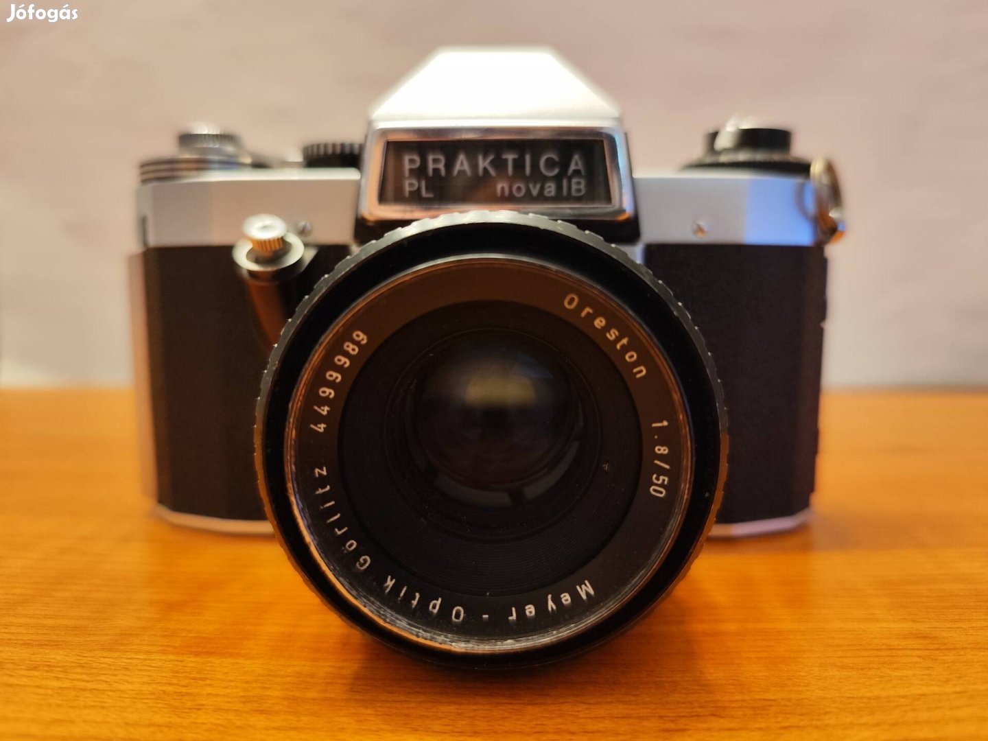 Praktica  Nova 1B tükörreflexes fényképezőgép