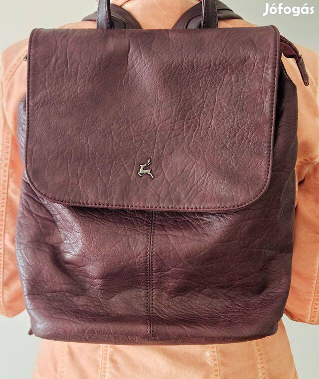 Prato városi hátizsák mágneses zárással, cipzárral, sok