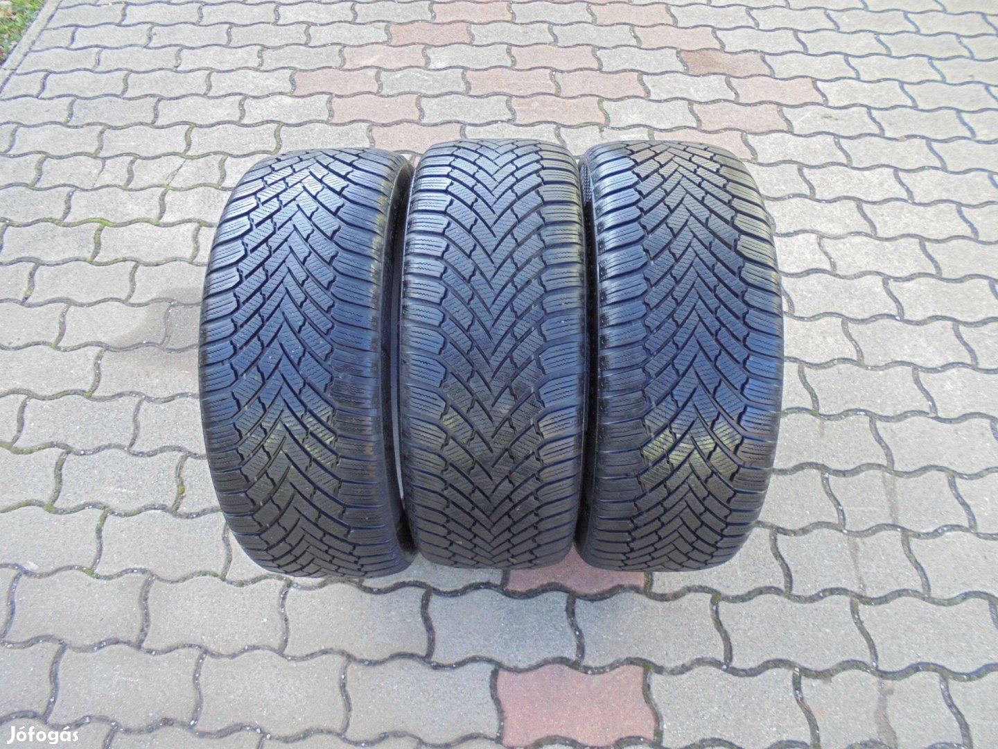 Prémium 225/45 R 17-es 3 db téli gumi eladó