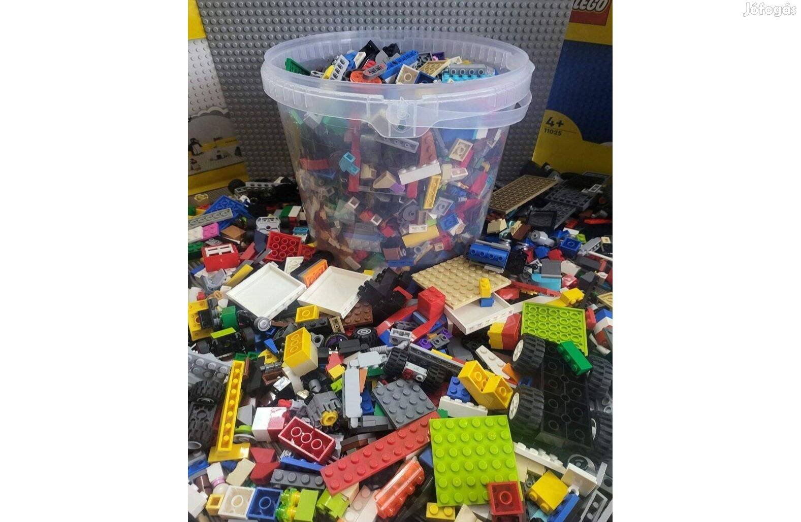 Prémium Ömlesztett vödrös lego 1,9 kg