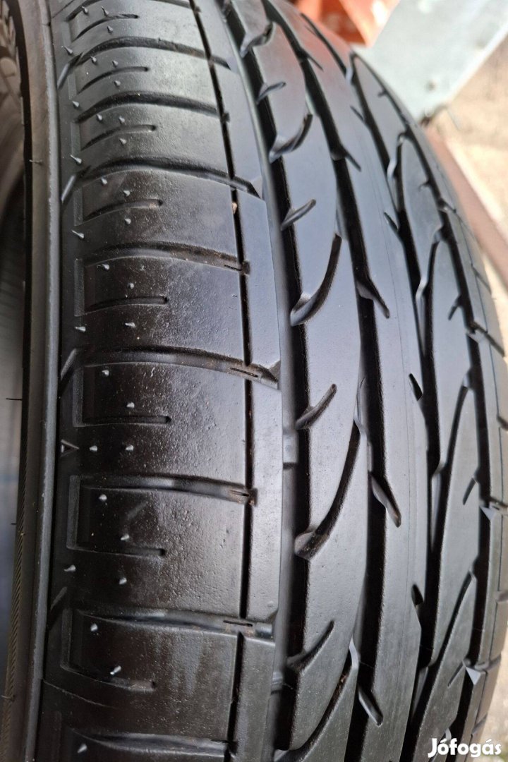 Premium SUV újszerű R17 215/60 Bridgestone garnitúra !