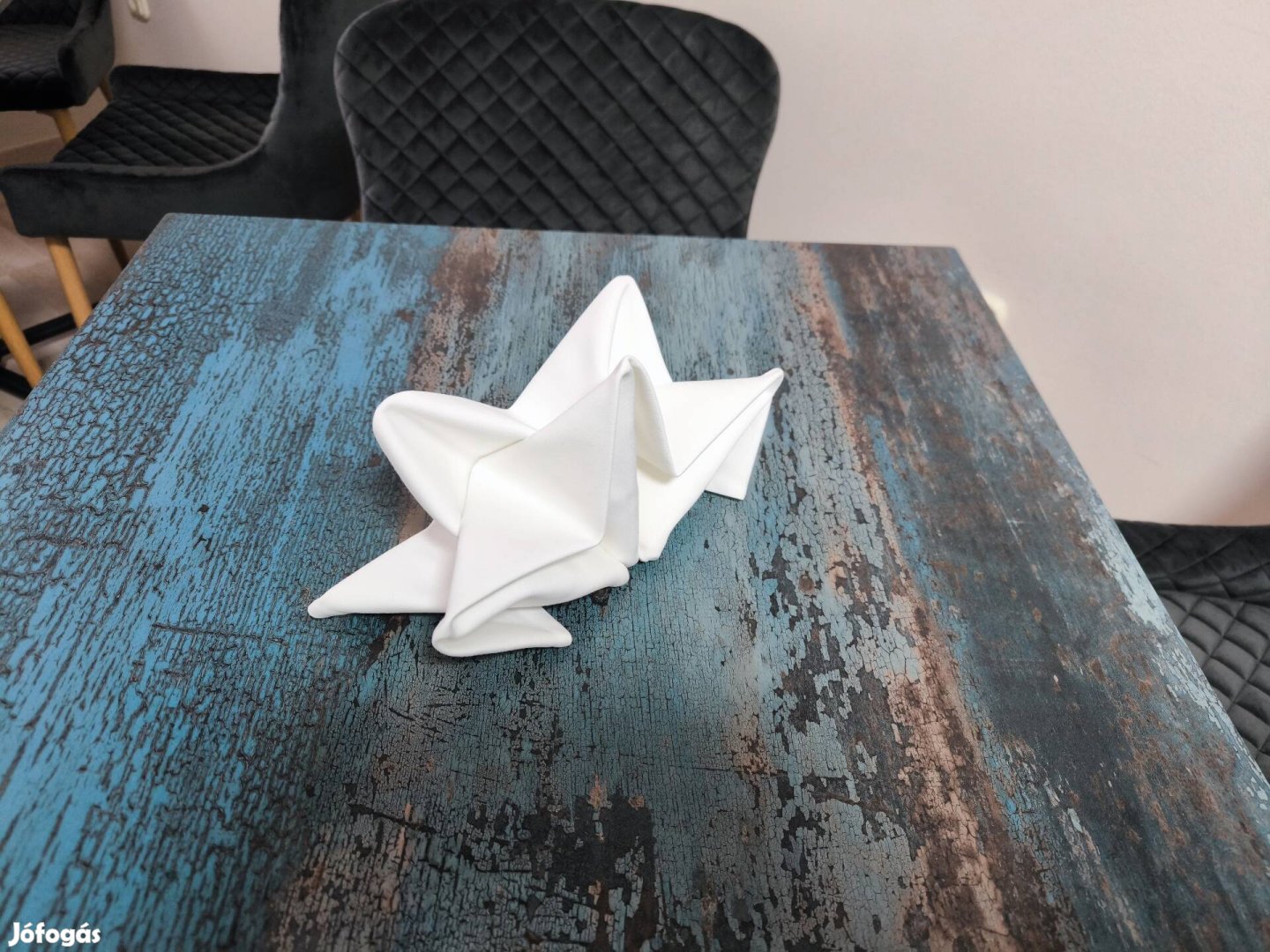 Prémium minőségű, 60x60 cm méretű ruhaszalvéta