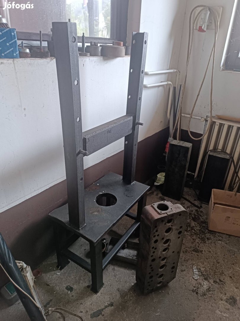 Prés présállvány eladó