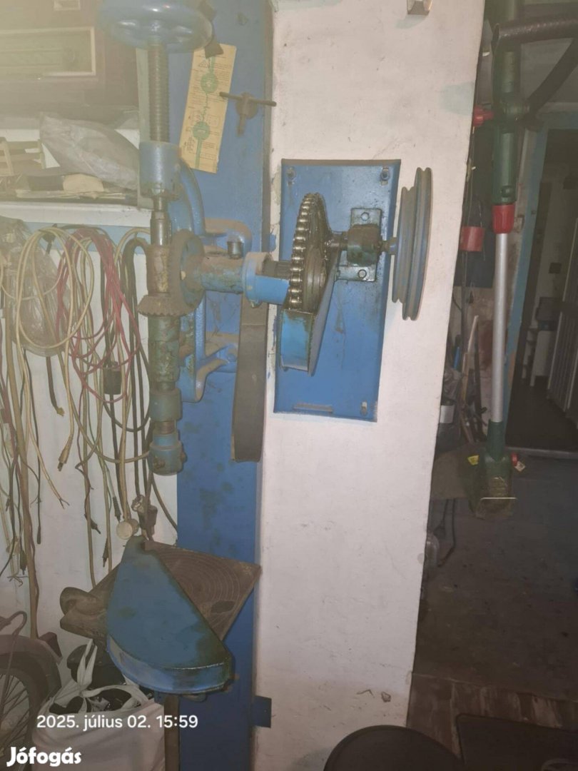 Présgép motor nélkül