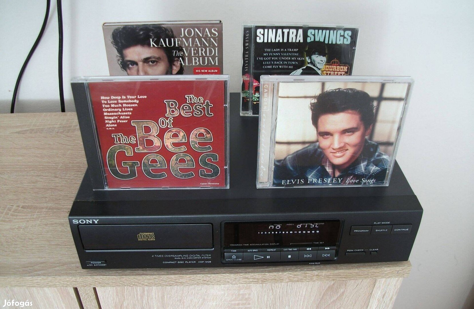 Presley Sinatra Bee Gees CD lemez +hibás Sony CDP-M26 CD lejátszó