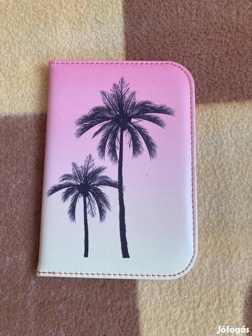 Primark útlevéltartó