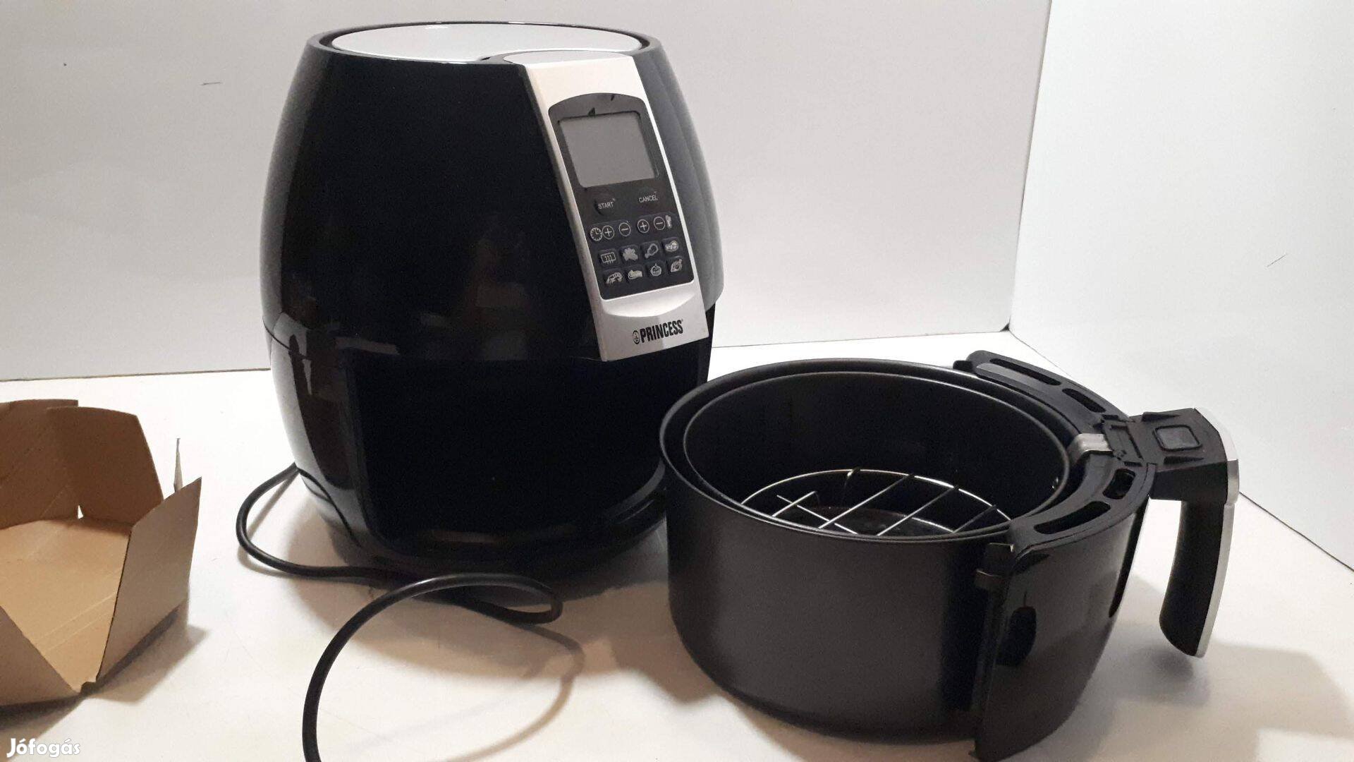 Princess Hot Air Fryer XL 182020, 3,2L forrólevegős sütő, használt