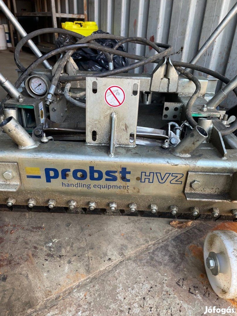 Probst HVZ térkőlerakó gép