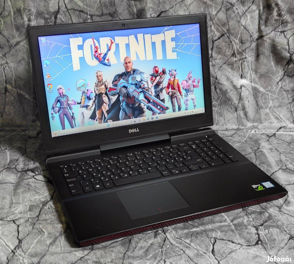 Professzionális Izomlaptop 16GB DDR4/ 4gb Nvidia VGA/ Szép áll.!