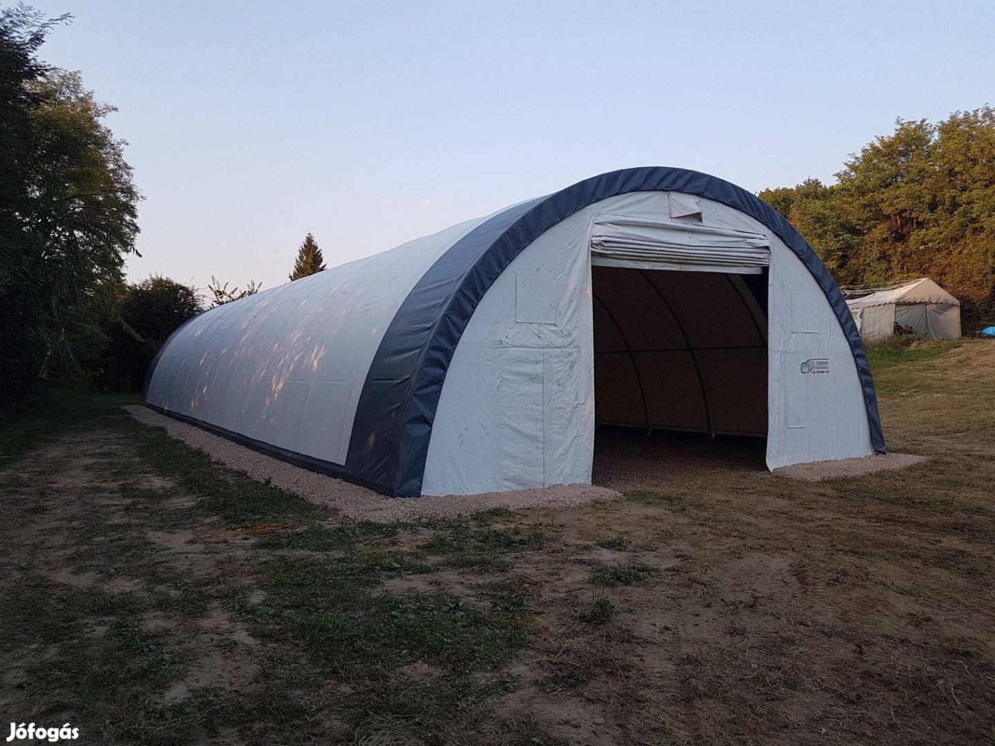 Professzionális, félkör alakú sátrak raktározási vagy ipari célra