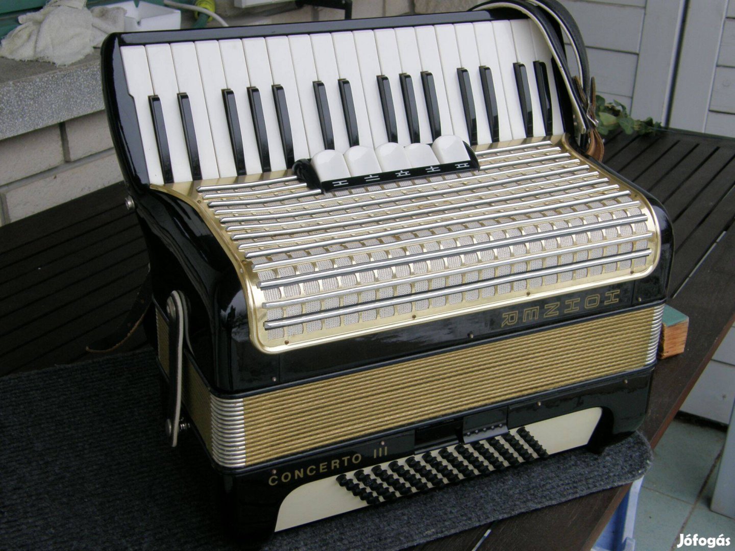 Profi 72 bassz.Hohner Concerto harmonika tangóharmonika