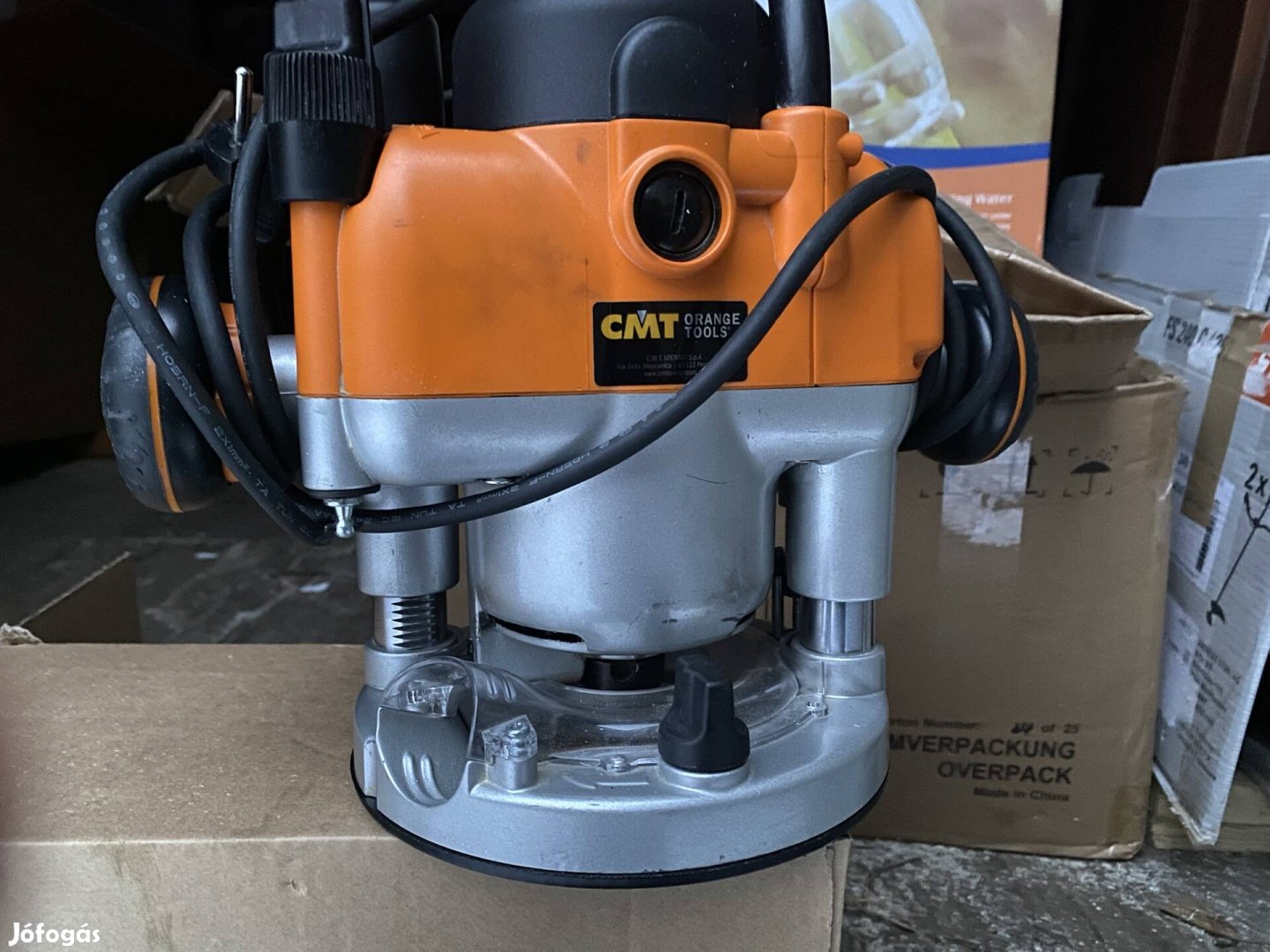 Profi Triton 2400W felsőmaró