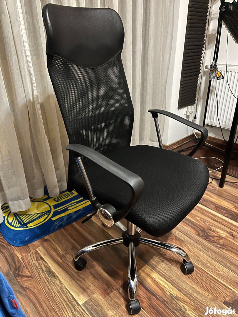 Proline Prémium forgatható irodai szék