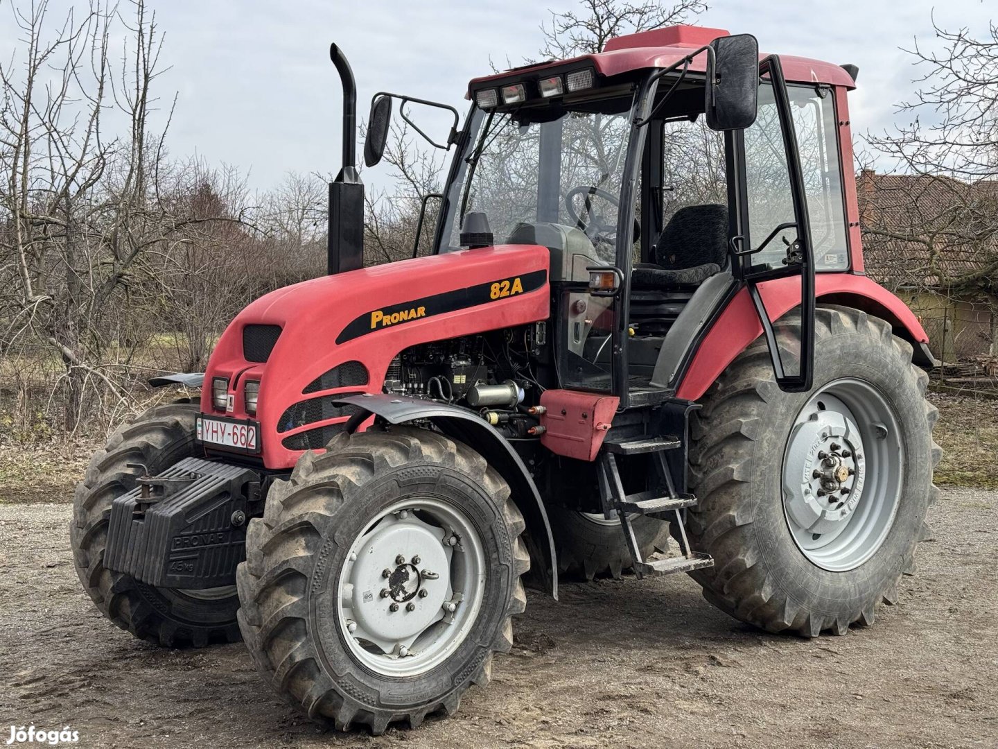 Pronar 82A (MTZ 820.2) traktor