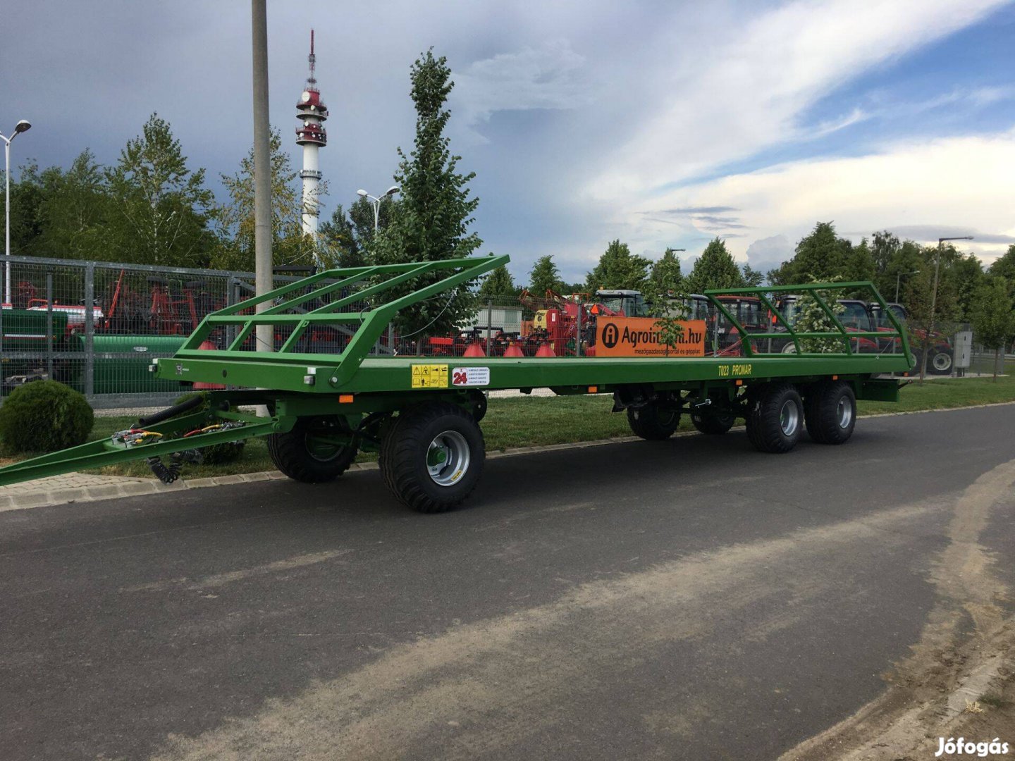 Pronár T 023 új bálaszállító