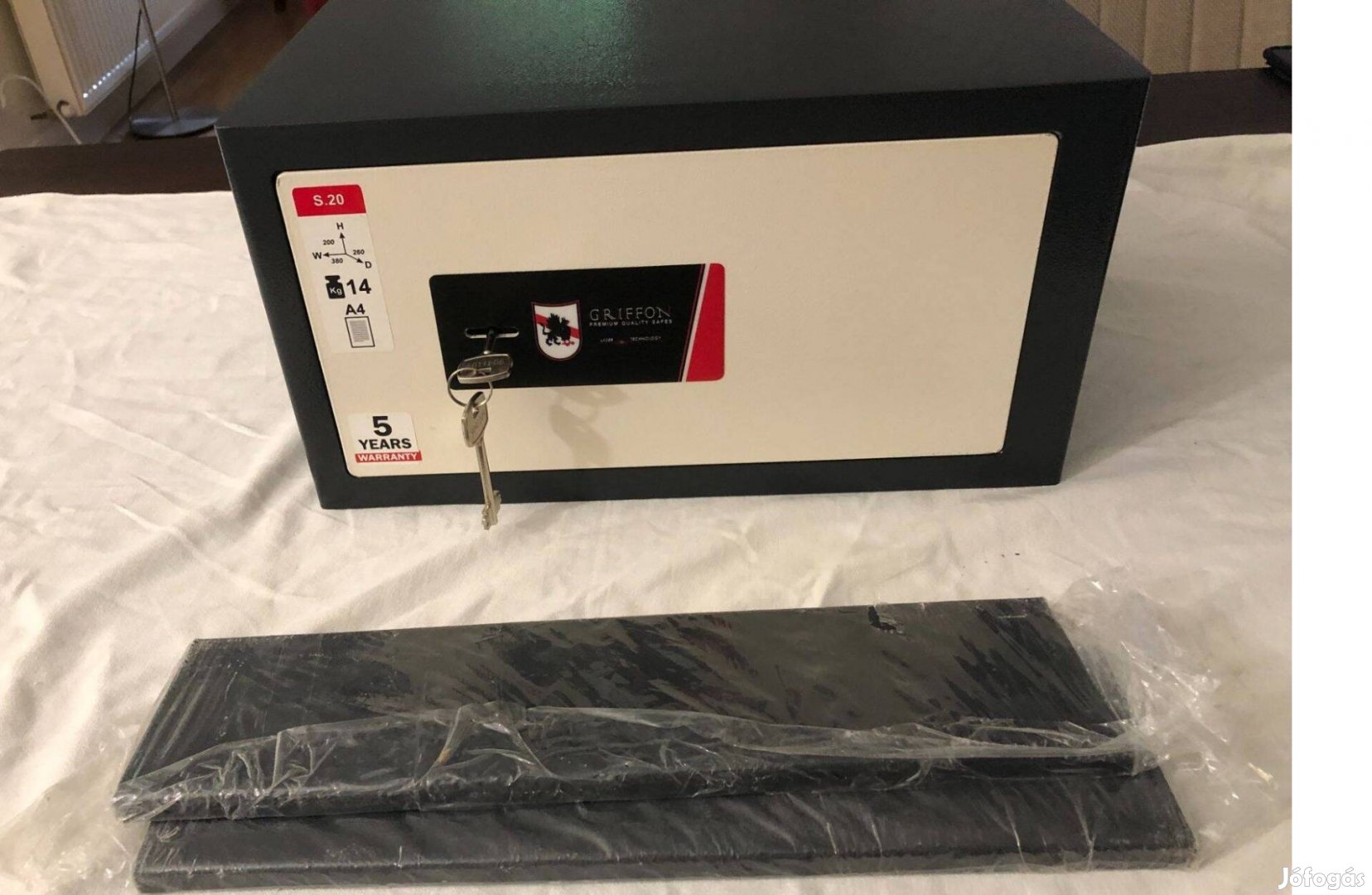 Prosafe S 20 Griffon kulcsos bútor széf új