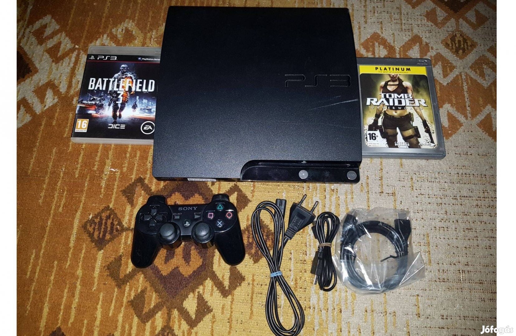 Ps3 super slim 500 gb 2 darab játékkal eladó