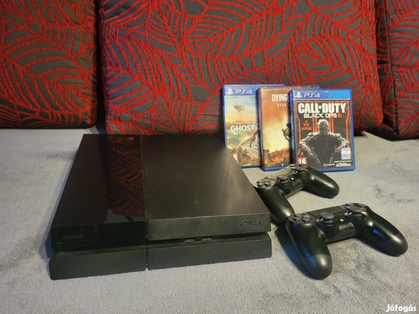 Ps4 Fat 500gb (Friss szervíz/pasztacsere/3 játék/2 kar)