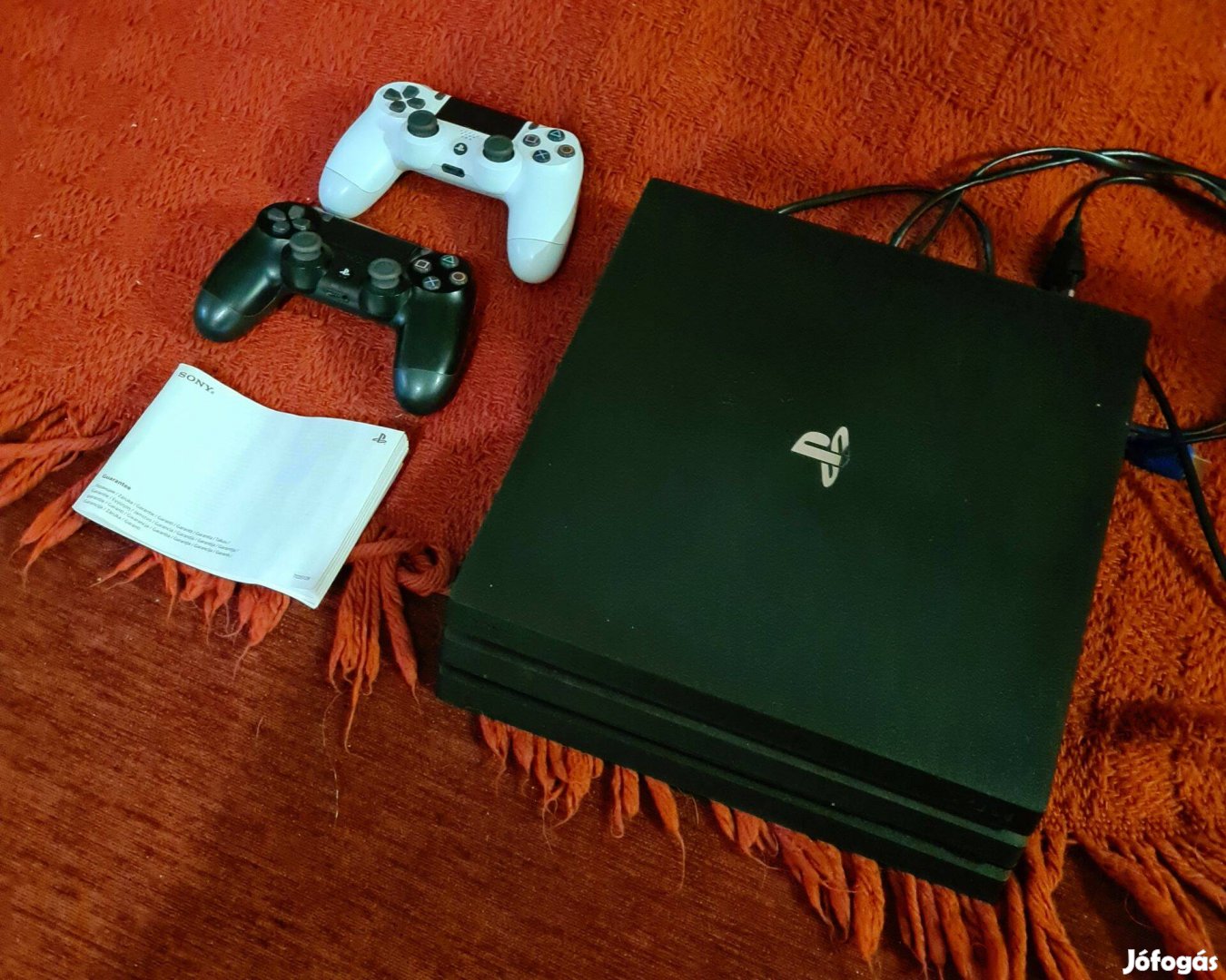 Ps4 Pro 1tb + 2 kontroller + játék