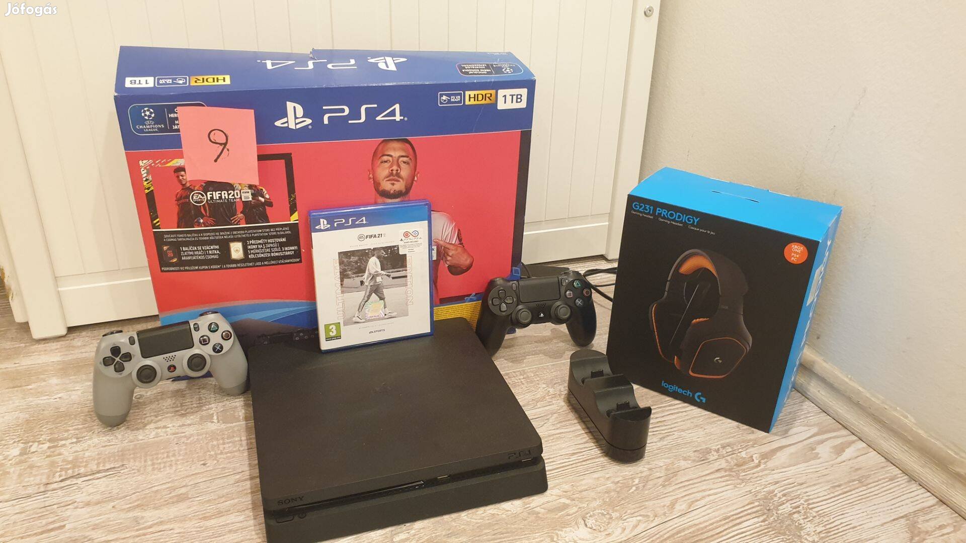 Ps4 slim / Playstation 4 Nyugatinál + 32 játék + garancia