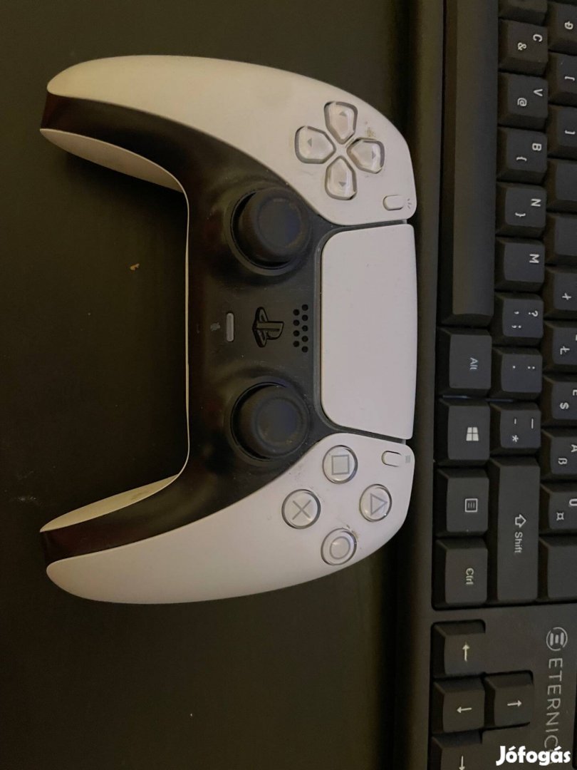 Ps5 kontroller dobozával