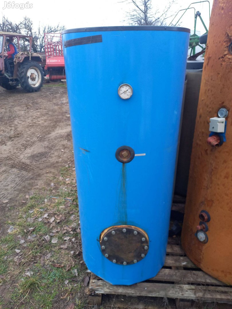 Puffertartály 200 L Hőcserélő